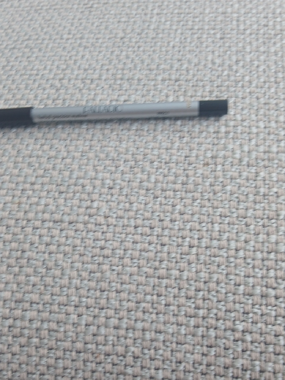 Black and Silver Retractable Eyeliner Pencil